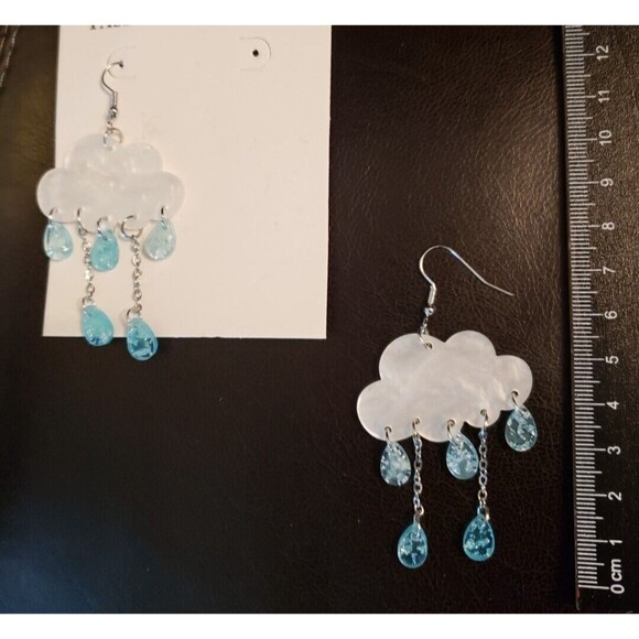 White Rain Clouds With Lt. Blue Dangle Raindrops 1.6" x 2.25" - Picture 2 of 7